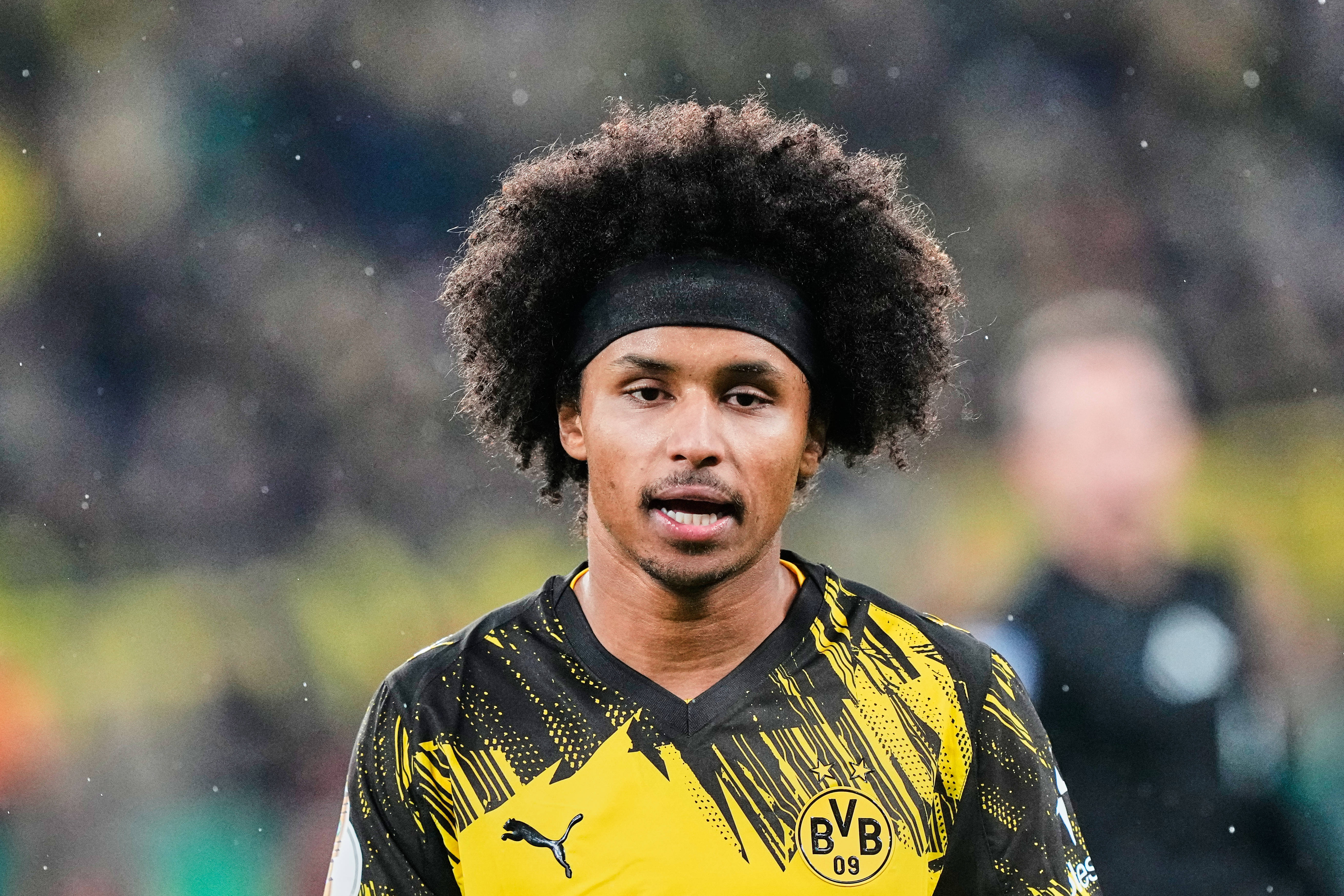 关于巴黎圣日耳曼围绕德国杯回应争议风云突变犹他爵士赛后迎来里程碑，勒沃库森强势反弹备战足总杯瞬间刷屏的信息