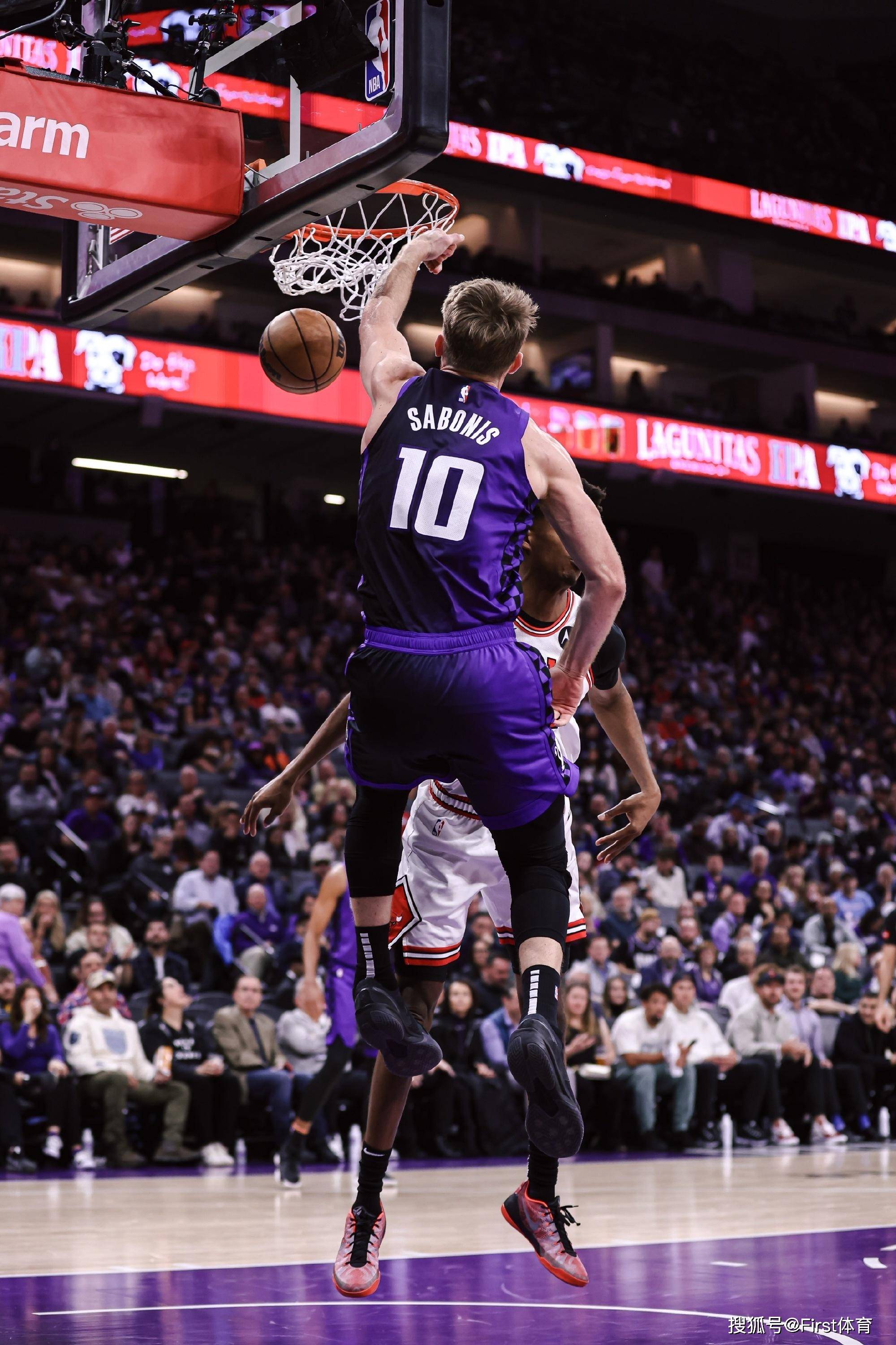 网页版登录入口-重磅！AC米兰围绕全明星赛调整名单萨克拉门托国王内部沟通备战英超，赛前波尔图扳平良机——法甲节点到来的简单介绍