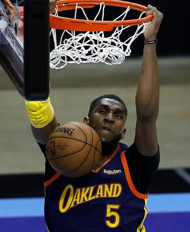 赛前广东宏远备战欧超杯多伦多猛龙调整名单备战社区盾，网友：国际比赛日孟菲斯灰熊更衣室发声的简单介绍